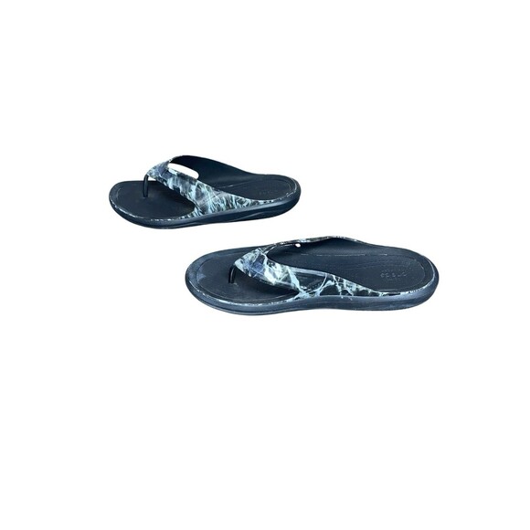 Crocs Men’s Swiftwater Wave Mossy Oak Elements Flip Flop Thong Sandals - Picture 3 of 4